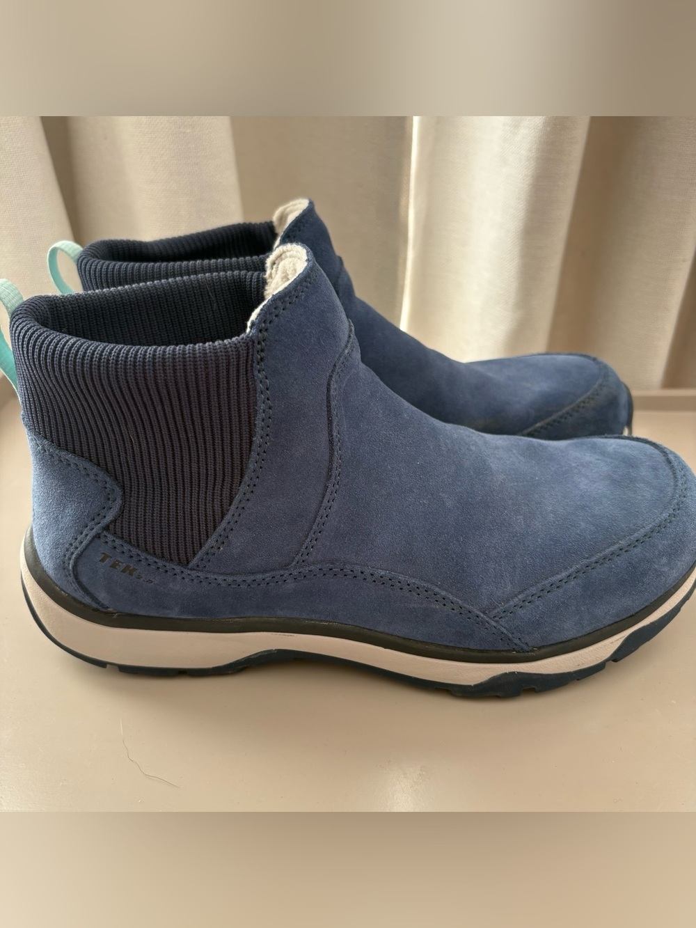 L.L. Bean Snow Sneaker 5 Boots, Pull-On, 9 💙
